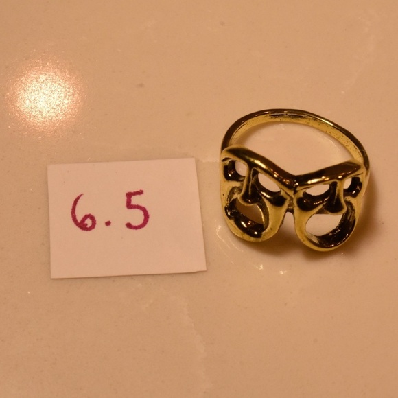 Artistic Gold Tone Ring - Picture 6 of 7